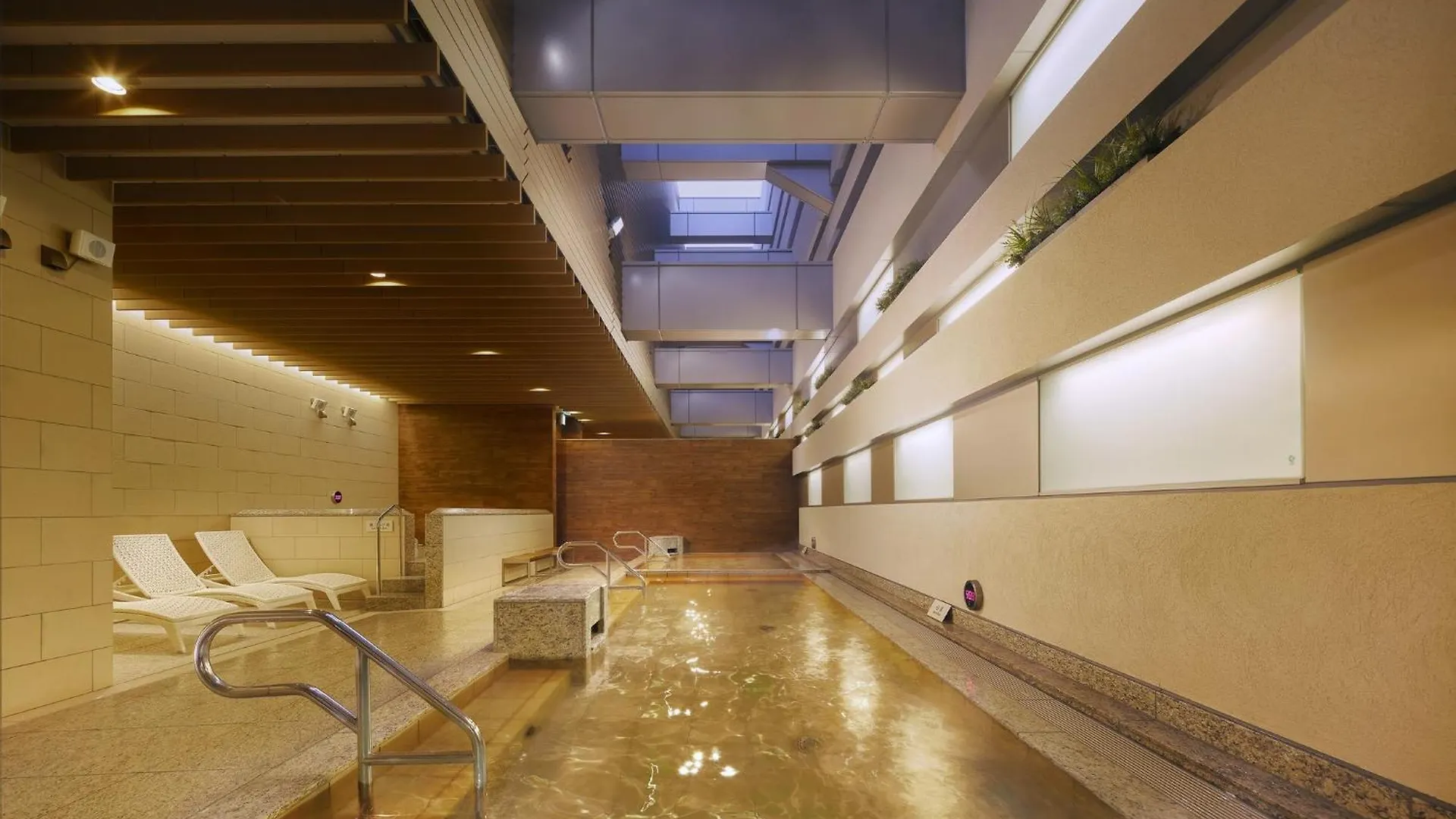 Villa Fontaine Grand Tokyo Ariake 4*,  Japan