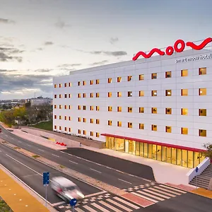 Hotel Moov